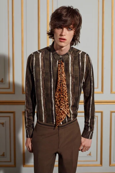 Look 37